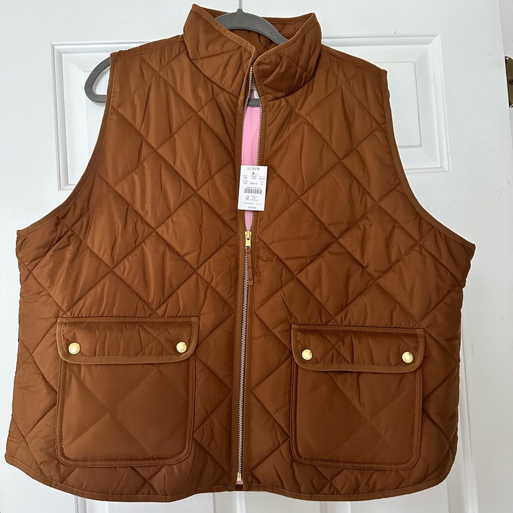 J Crew Woman’s Puffer, Quilted Vest. NWT